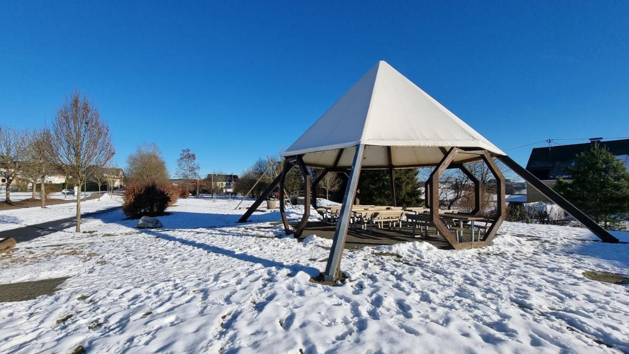 Gemuetliche Ferienwohnung Reinsfeld Bagian luar foto